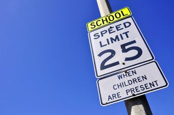 school sign 25mph